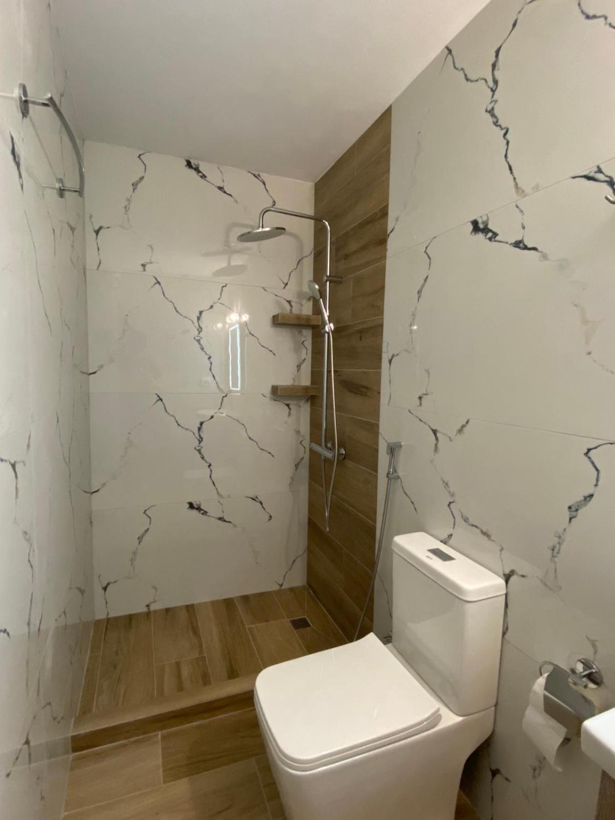Rentrooms Geni Ksamil Extérieur photo